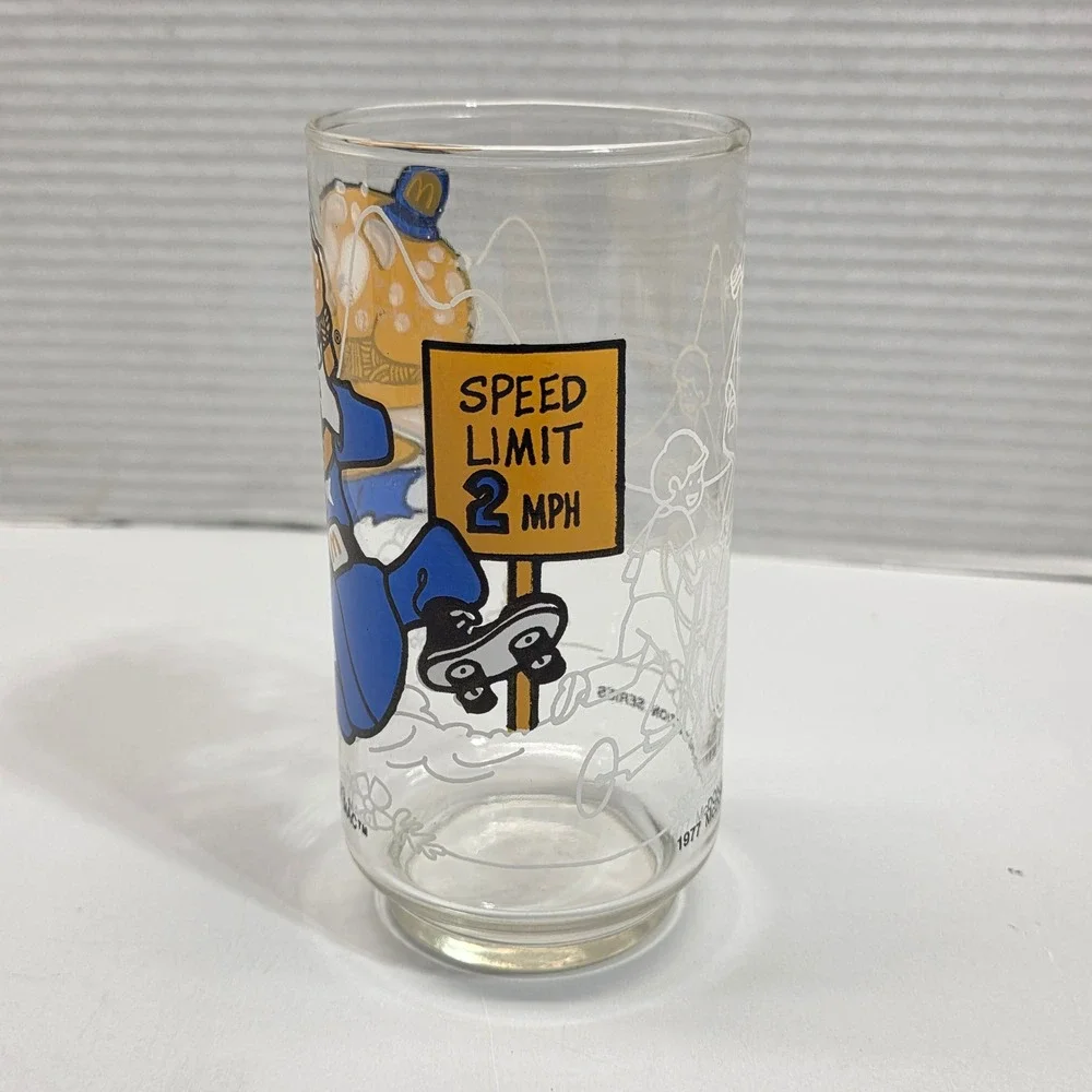 Vintage 1977 McDonald's McDonaldland Action Series‎ Officer Big Mac Glass Cup